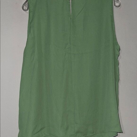 Zac & Rachel Green Pleated Blouse - Picture 11 of 11